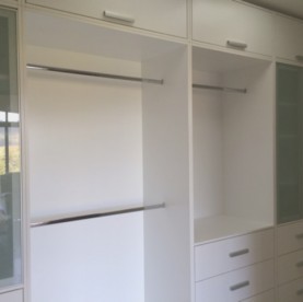 Clóset en color blanco de Muebles Segura
