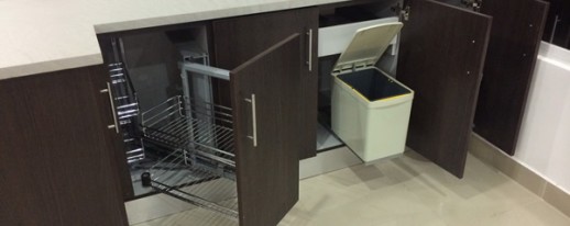 Exhibición de herrajes - Empresa -SBS soluciones SA