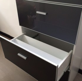 Mueble con compartimento para zapatos