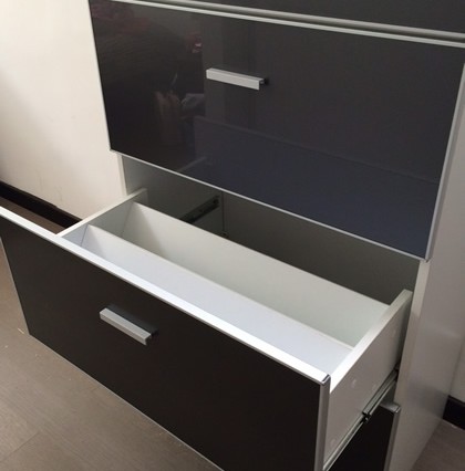 Mueble con compartimento para zapatos